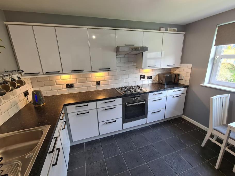 Apartment Modern 2 Bed Flat With Parking Aberdeen
